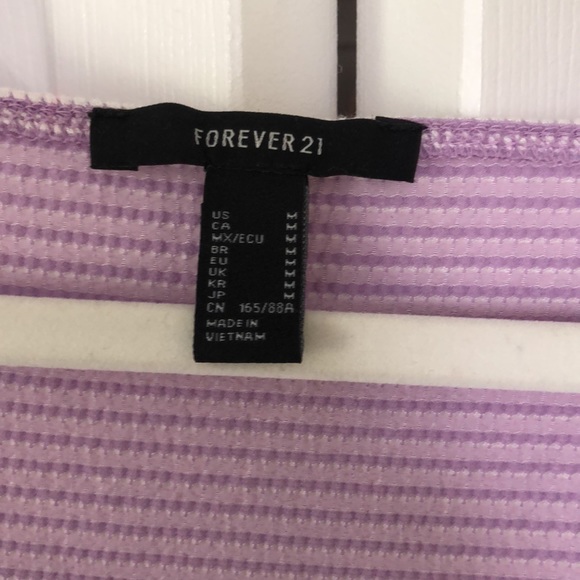 LAVENDER SMOCKED SQUARE NECK TOP FOREVER 21 - Picture 3 of 6